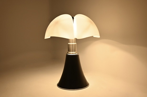 Image 1 of Schwarze Pipistrello-Tischlampe von Gae Aulenti für Martinelli Luce, 1960er Jahre