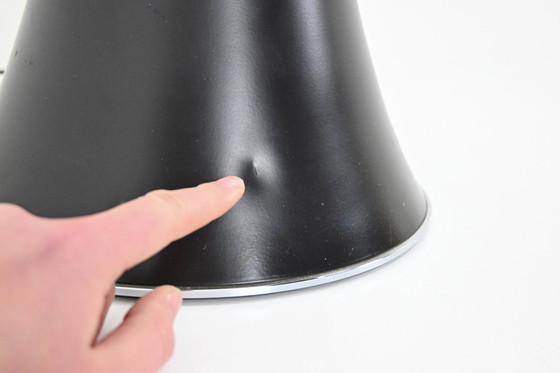 Image 1 of Schwarze Pipistrello-Tischlampe von Gae Aulenti für Martinelli Luce, 1960er Jahre