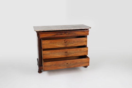Image 1 of Französische Louis Philippe Kommode mit rosa Marmorplatte, 1850S