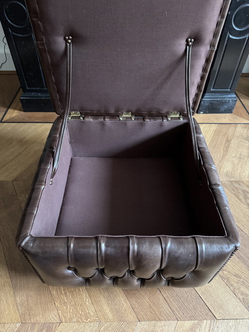 Chesterfield Fußhocker / Hocker