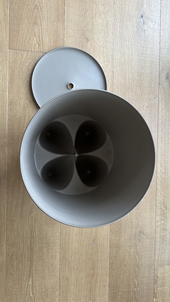 Image 1 of Design-Hocker 'Bubu' - Starck - Xo Design