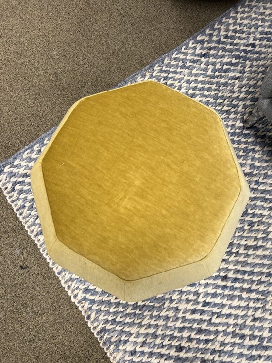 Image 1 of Leolux Amulet Pouf Lucir Stoff Topaz