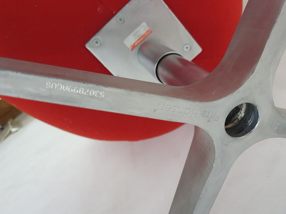 Image 1 of 2 Swan-Sessel von Arne Jacobsen für Fritz Hansen.