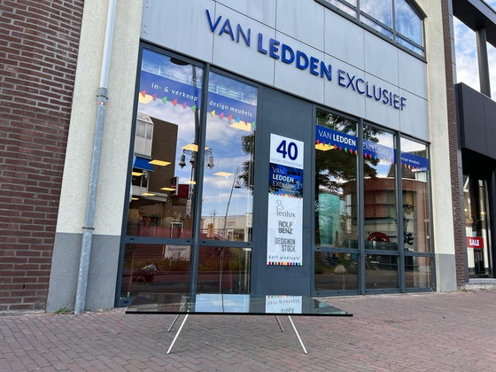 Image 1 of Van Beek Maupertuus Couchtisch