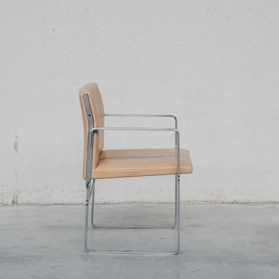 Image 1 of 6 Esszimmerstühle "JH811" aus Stahl und Leder von Hans J Wegner, Dänemark 1950