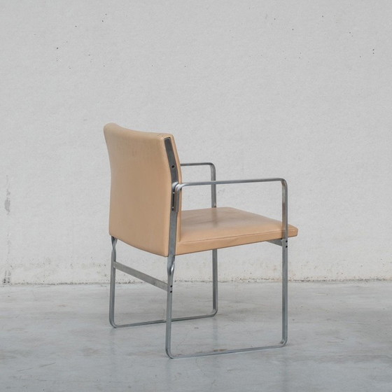 Image 1 of 6 Esszimmerstühle "JH811" aus Stahl und Leder von Hans J Wegner, Dänemark 1950