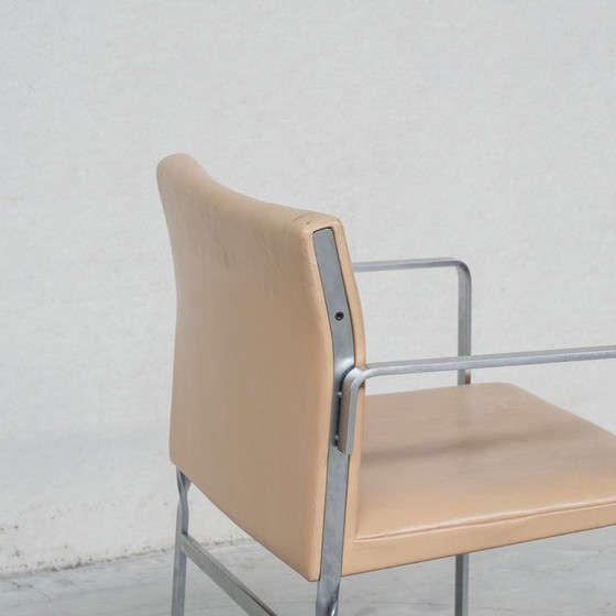 Image 1 of 6 Esszimmerstühle "JH811" aus Stahl und Leder von Hans J Wegner, Dänemark 1950