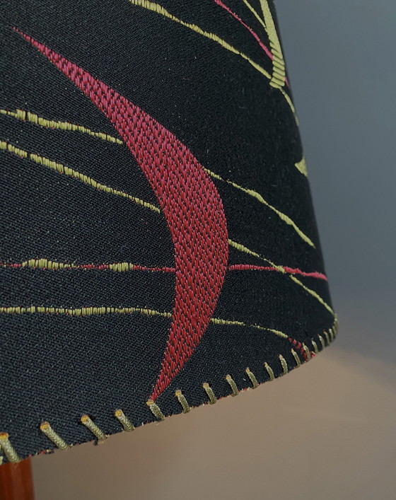 Image 1 of Dänische Stehlampe aus Teakholz mit Schwarz und Rot , Gelb Schirm aus den 1960er Jahren