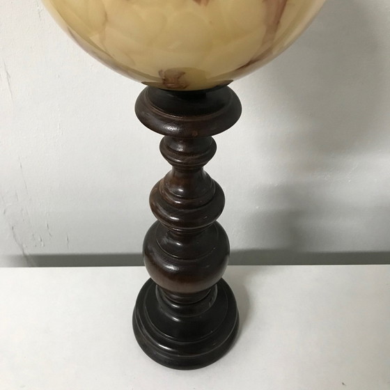 Image 1 of Tischleuchte mit marmorierter Glaskugel