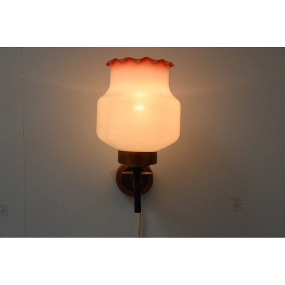 Image 1 of Mid Century Wandleuchte aus Glas und Metall, Tschechoslowakei 1960er Jahre