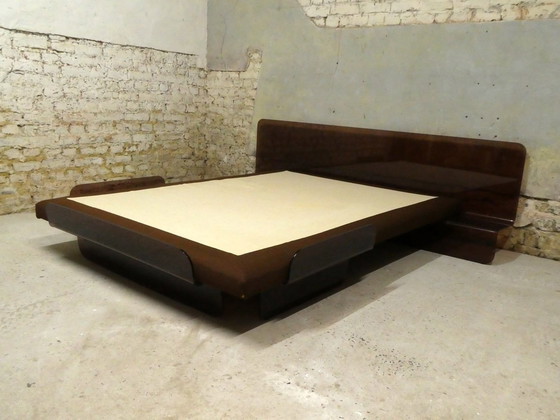 Image 1 of Vintage Bett Aus Rauchfarbenem Plexiglas, 1970