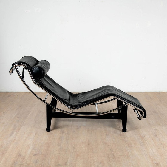 Image 1 of Loungesessel "LC4" von Pierre Jeanneret und Charlotte Perriand für Cassina, 1920