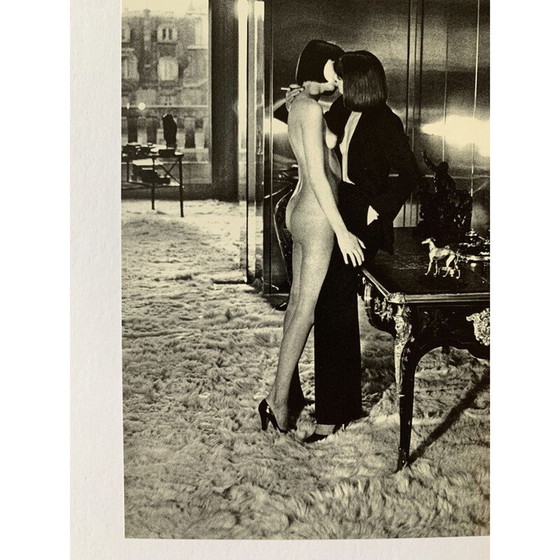 Image 1 of Klassische Fotogravüre "Mannequins, Quai d'Orsay II, 1977" von Helmut Newton, 1970