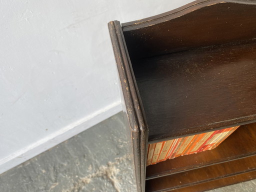 Vintage 1920/30er Jahre Freistehendes Bücherregal mit offener Front