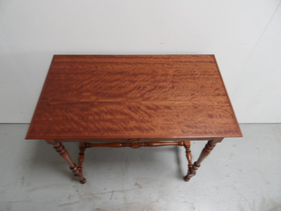Image 1 of Vintage Beistelltisch mit Schublade