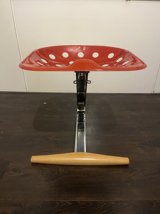 Image 1 of Zanotta Mezzadro Hocker von Castiglioni