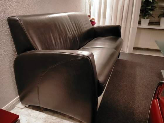 Image 1 of Montel Bank