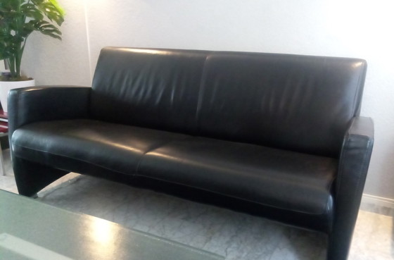 Image 1 of Montel Bank