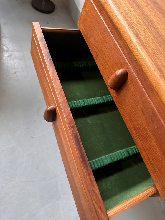 Image 1 of Vintage Kommode Teakholz