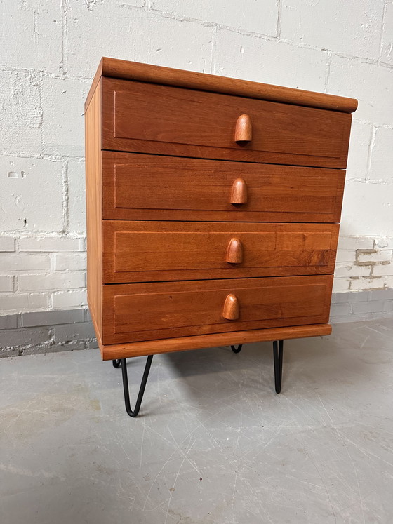 Image 1 of Vintage Kommode Teakholz