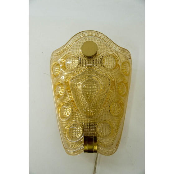 Image 1 of Ein Paar Wandleuchten aus dickem Rauchglas mit Relief von Vitrika, Dänemark 1970