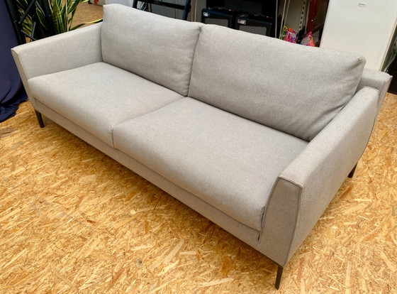 Image 1 of Design auf Lager Heelz 3-Sitzer-Sofa