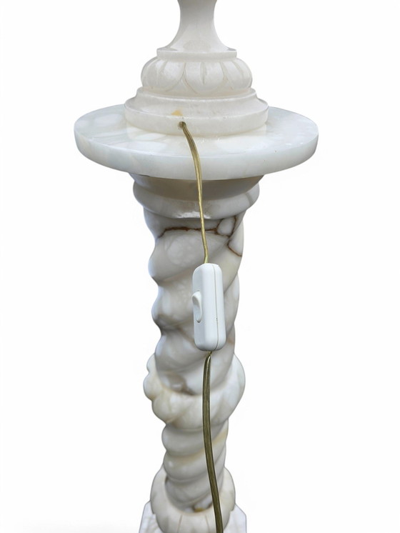 Image 1 of Neoklassische Alabaster-Urnenlampe auf Säule