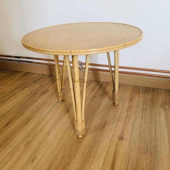 Image 1 of Vintage Dreibeiniger Couchtisch aus den 60er Jahren