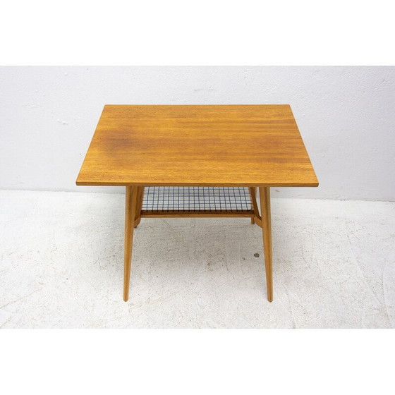 Image 1 of Mid Century Beistelltisch aus Eichenholz von Dřevopodnik Holešov, Tschechoslowakei 1960er Jahre