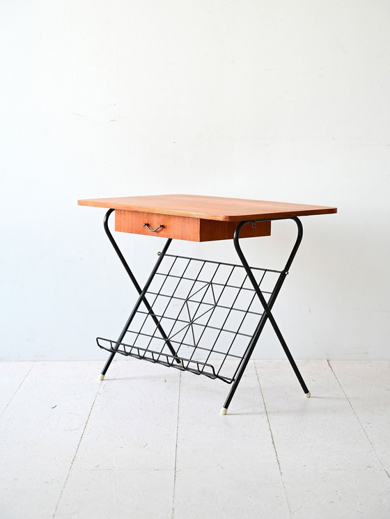 Image 1 of 1960S Nachttisch mit Metallfüßen