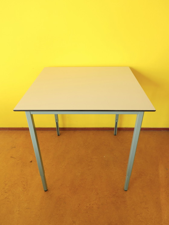 Image 1 of 2x Assenburg-Tische, verstellbare Beine und Füße