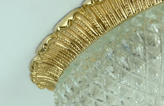 Image 1 of Vintage-Glasdeckenleuchte Limburg A 637 aus strukturiertem, vergoldetem Aluminium aus den 1970er Jahren