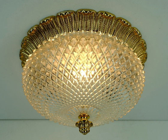 Image 1 of Vintage-Glasdeckenleuchte Limburg A 637 aus strukturiertem, vergoldetem Aluminium aus den 1970er Jahren