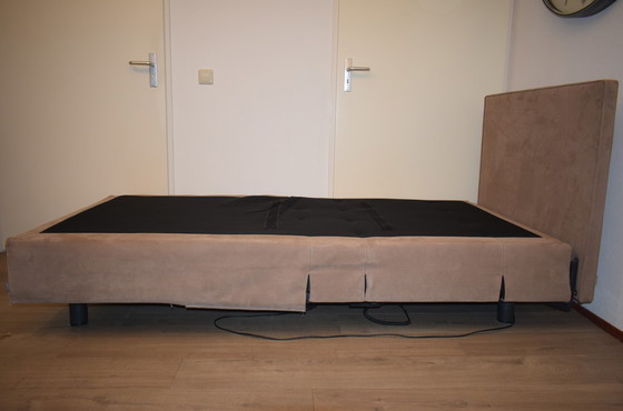 Image 1 of Elektrisches Boxspringbett von Auping