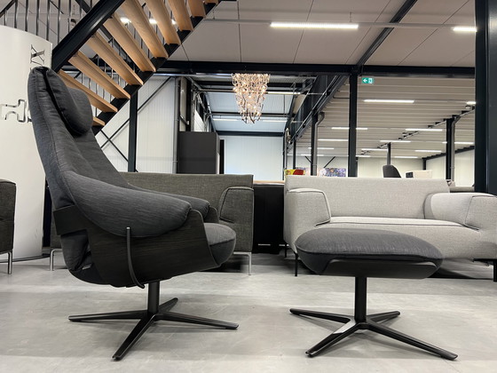 Image 1 of Neuer cremefarbener Leolux -Sessel mit Ottoman-Stoff