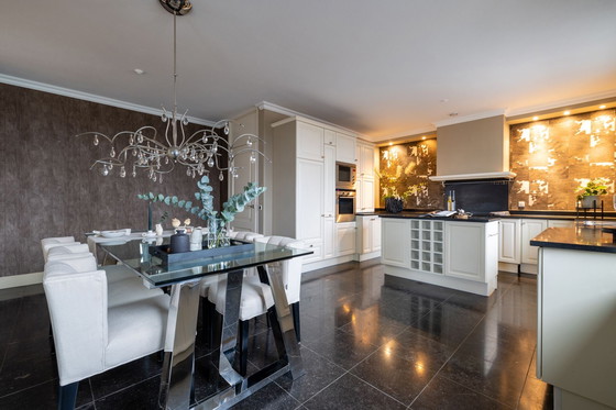 Image 1 of Moderner LED-Kronleuchter