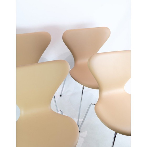 Image 1 of 4 Stühle der Serie Seven, Modell 3107, von Arne Jacobsen für Fritz Hansen