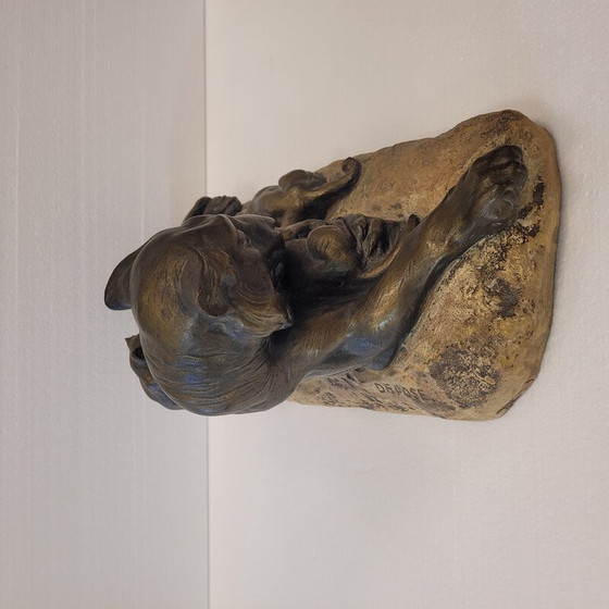 Image 1 of Alte Skulptur "Löwin mit ihrem Wurf" aus Gips und Bronzepatina von Antoon Amorgasti, Belgien 1900