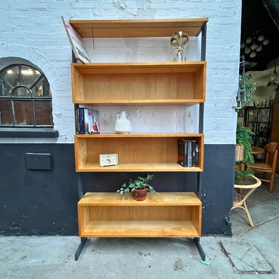 Image 1 of Bücherregal Holz mit Stahl -verstellbar | 1970er