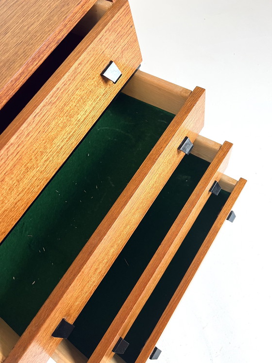 Image 1 of Vintage Nussbaum Sideboard 1960er Jahre