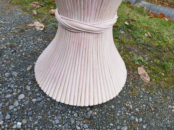 Image 1 of Runder Esstisch Rosa Bambus Gerbe Mc Guire