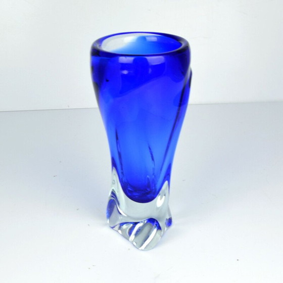 Image 1 of Blaue Vase aus Glas von J. Beranek Skrdlovice, Tschechoslowakei 1960