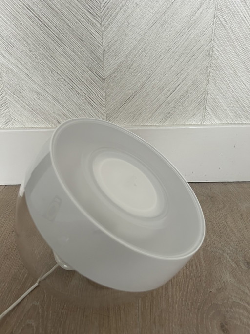 Philips Hue Tischlampe Iris Weiß