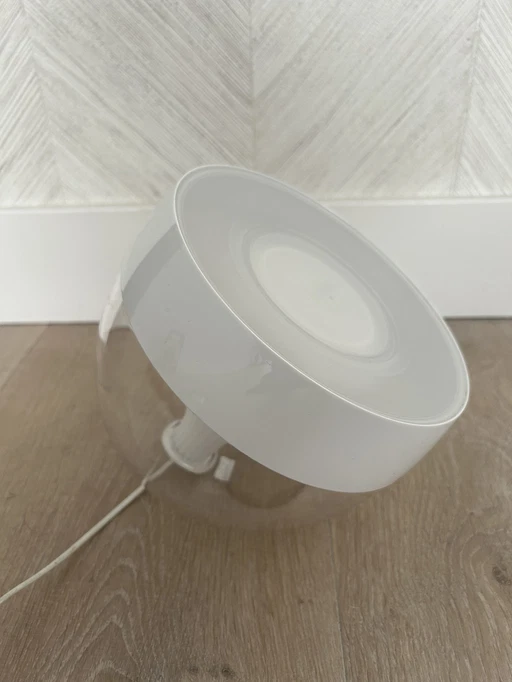 Philips Hue Tischlampe Iris Weiß