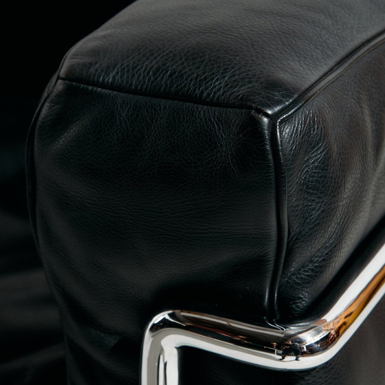 Image 1 of Mk10898 Lc2 Sofa von Le Corbusier, Pierre Jeanneret und Charlotte Perriand für Cassina