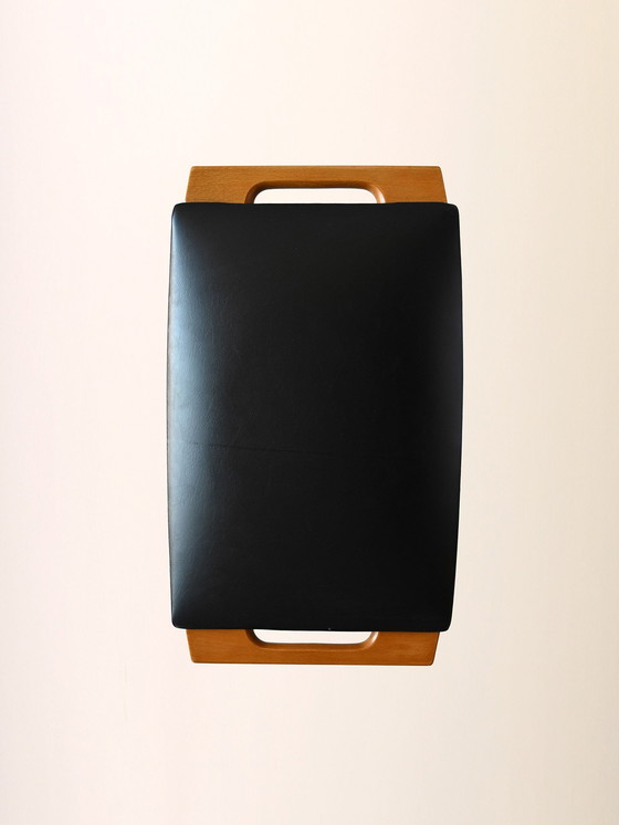 Image 1 of Vintage-Hocker aus Holz und Leder