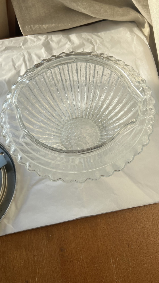 Image 1 of 	 Mattierte runde Decken- oder Wandleuchte aus der mid century , BEGA Glashütte Limburg