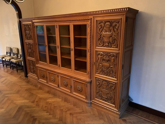 Image 1 of Wandschrank aus massiver Eiche