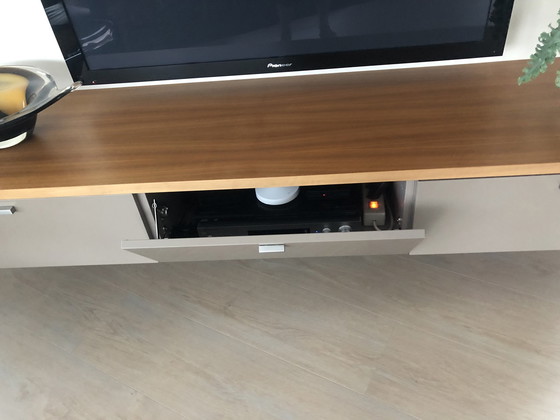 Image 1 of Interstar TV-Möbel mit oberem Regal