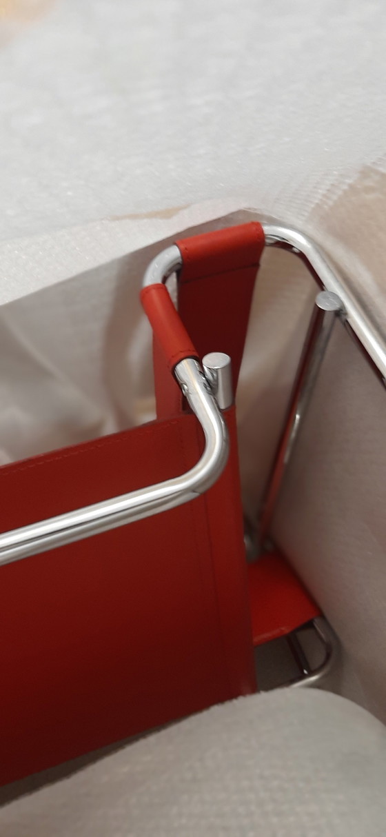 Image 1 of Knoll Wassily B3 New-Never-Used Armchair In Bernstein Leder von Marcel Breuer